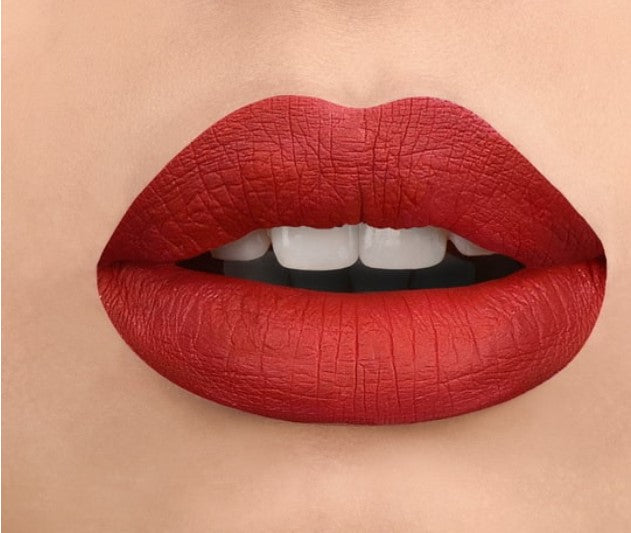 Rouge à Lèvre + Crayon