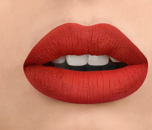 Rouge à Lèvre + Crayon