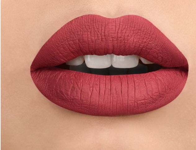 Rouge à Lèvre + Crayon